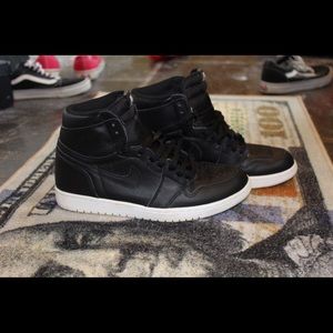 Jordan 1 Cyber Monday
